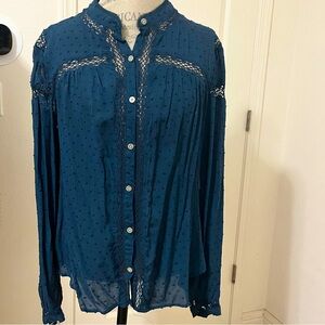 Free People blue blouse with cute details